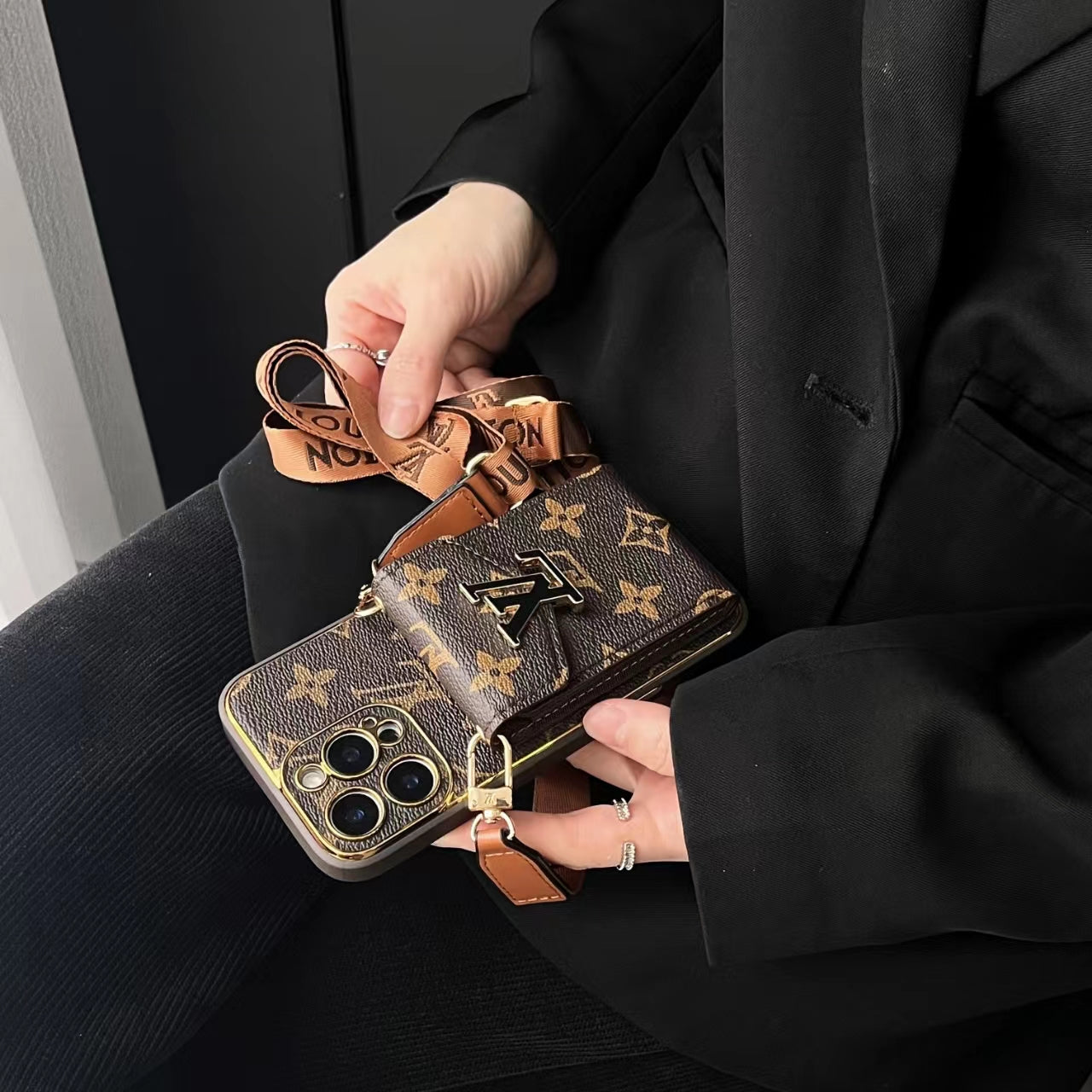 🔥 Full Cover Shockproof Leather Case with Wallet and Strap Phone Case Monogram iPhone Case