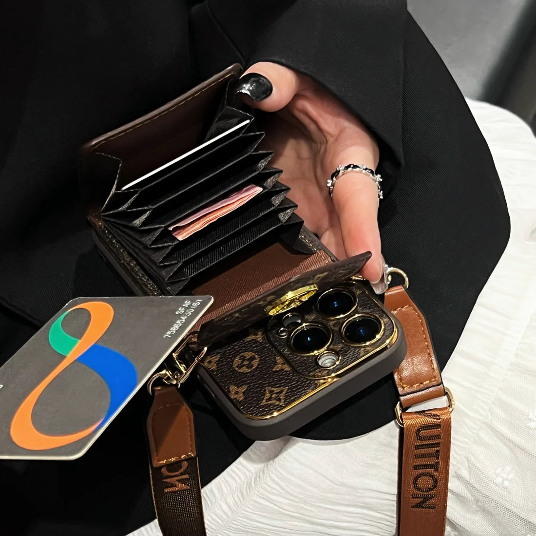 2025 New Classic Luxury Card Holder Phone Case 💎📱