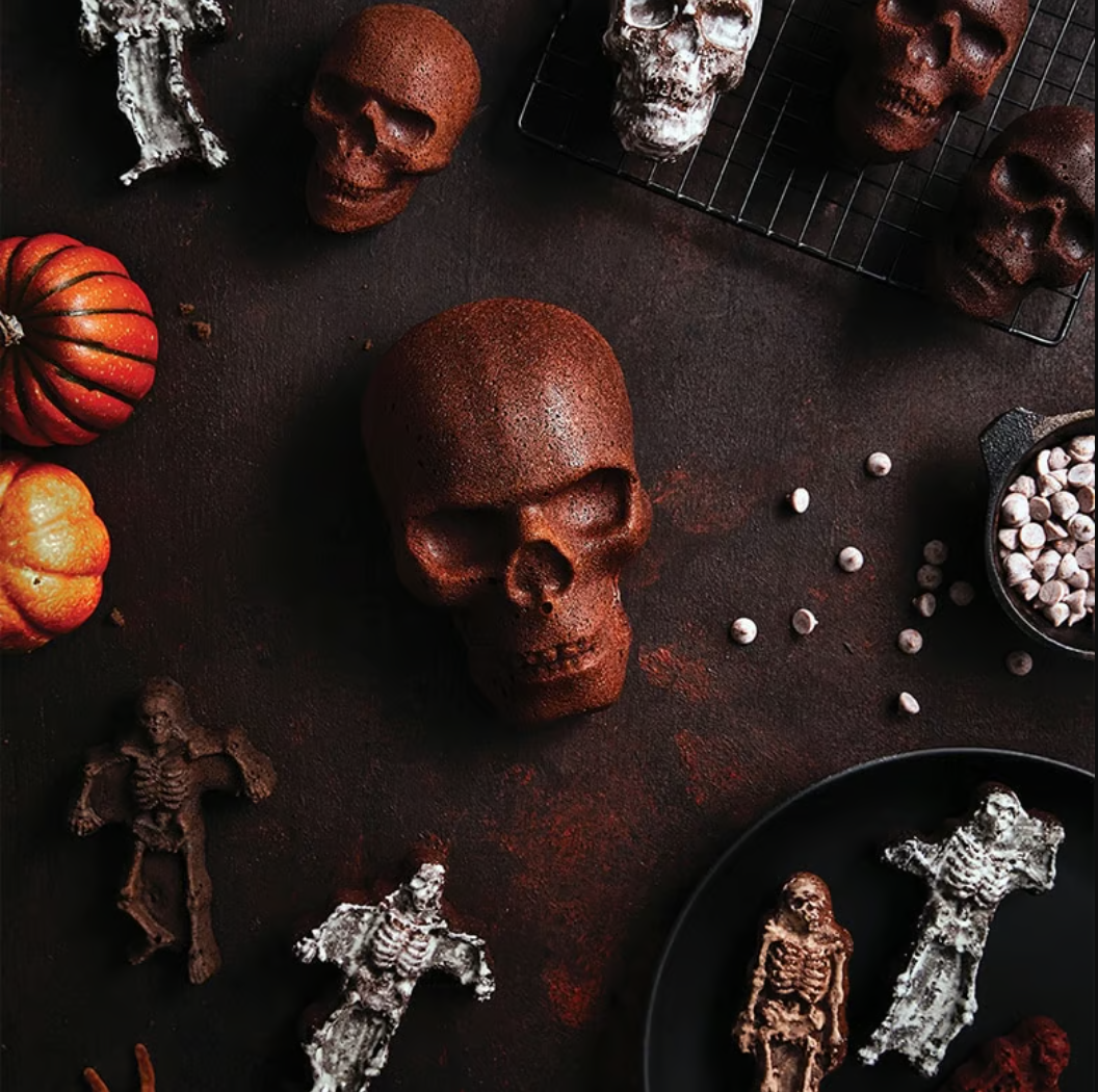 💀Haunted Skull Cakelet Pan🎃
